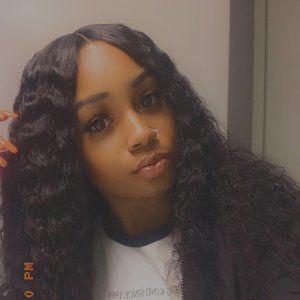 Meet your Posher, Ambriah